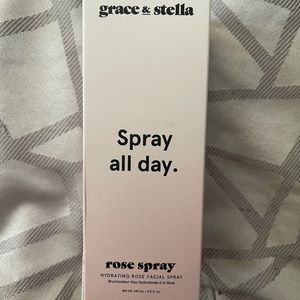 Brand New Grace & Stella Rose Spray